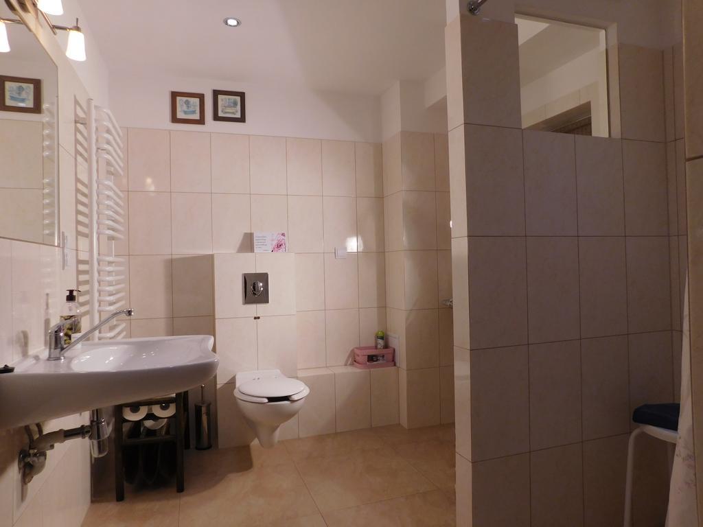 Agroturystyka Pod Czarna Sosna Bialy Lug Bagian luar foto