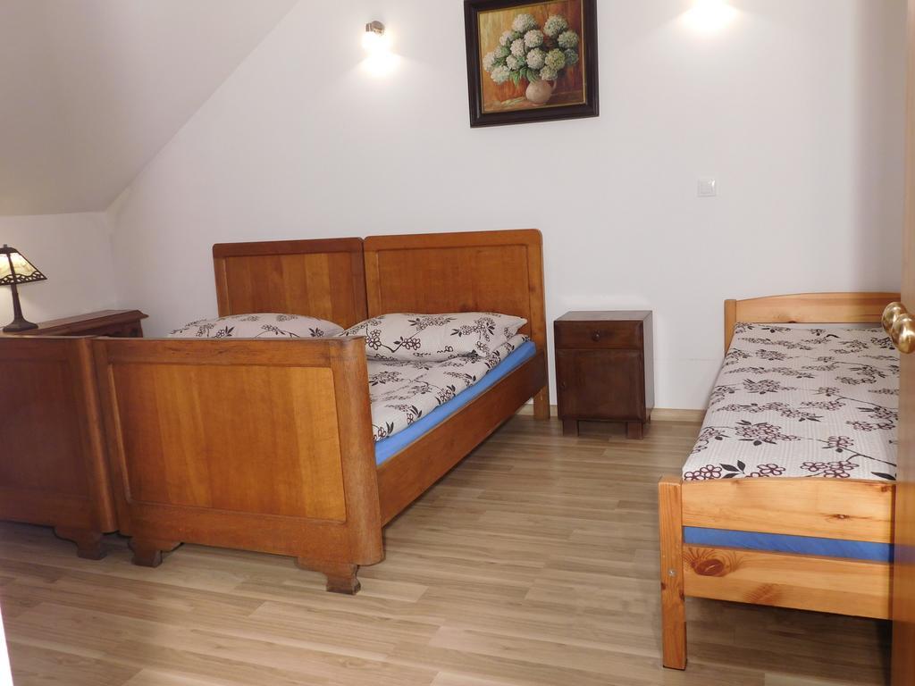 Agroturystyka Pod Czarna Sosna Bialy Lug Bagian luar foto